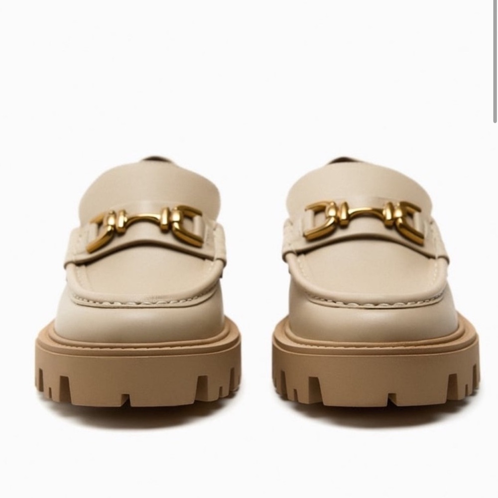 Zara Off White Buckle Leather Lug Sole Loafers - Picture 2 of 11